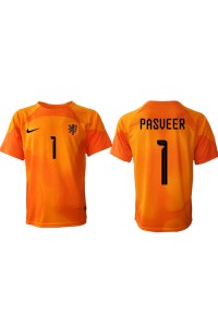 Fotbalové Dres Holandsko Remko Pasveer #1 Brankářské Venkovní Oblečení MS 2022 Krátký Rukáv